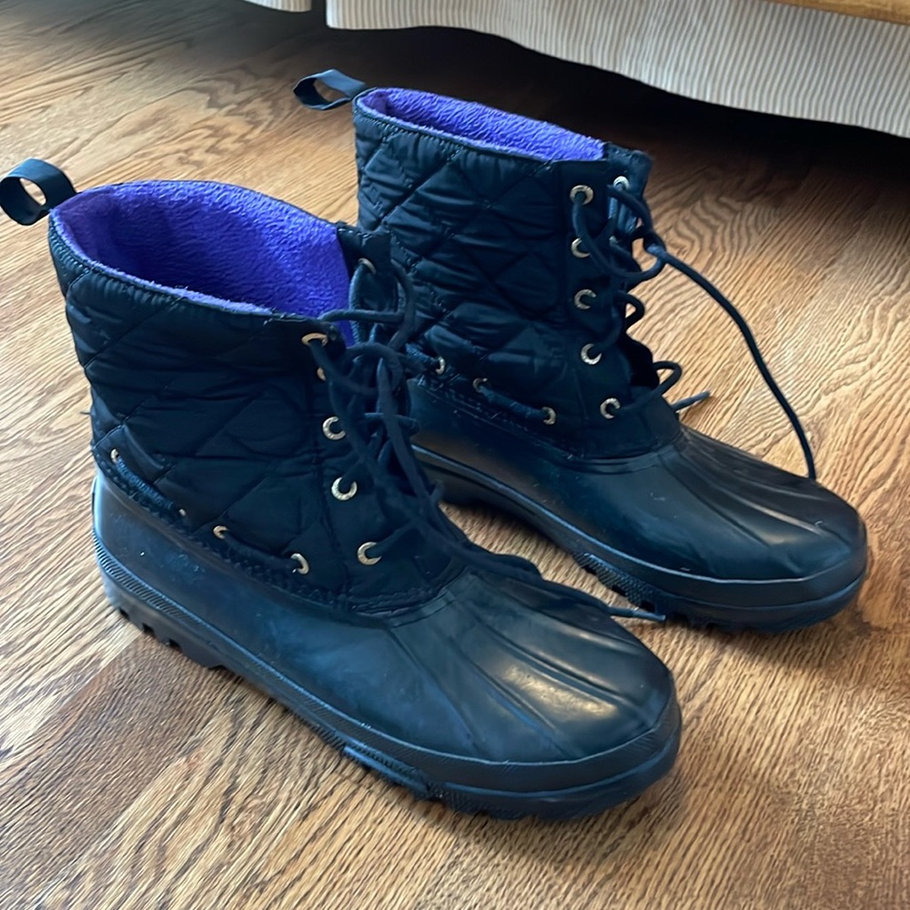 EUC Sperry Waterproof Boots